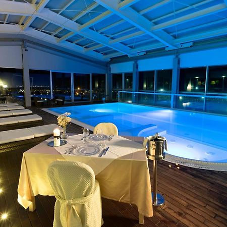 Hotel Horizon มอนเตกรานาโร ภายนอก รูปภาพ