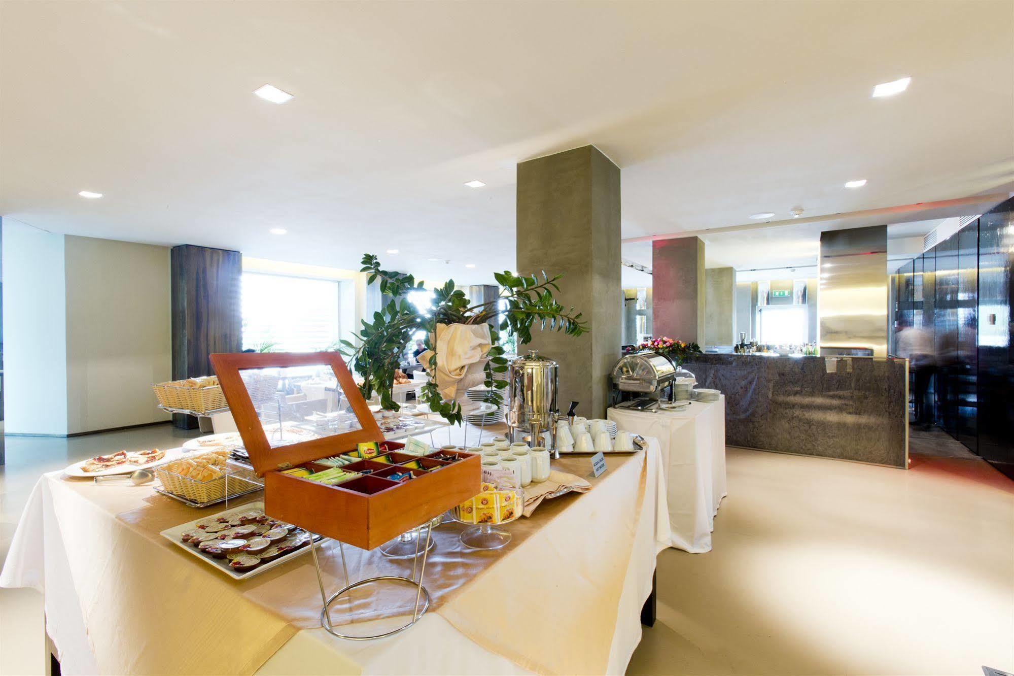 Hotel Horizon มอนเตกรานาโร ภายนอก รูปภาพ