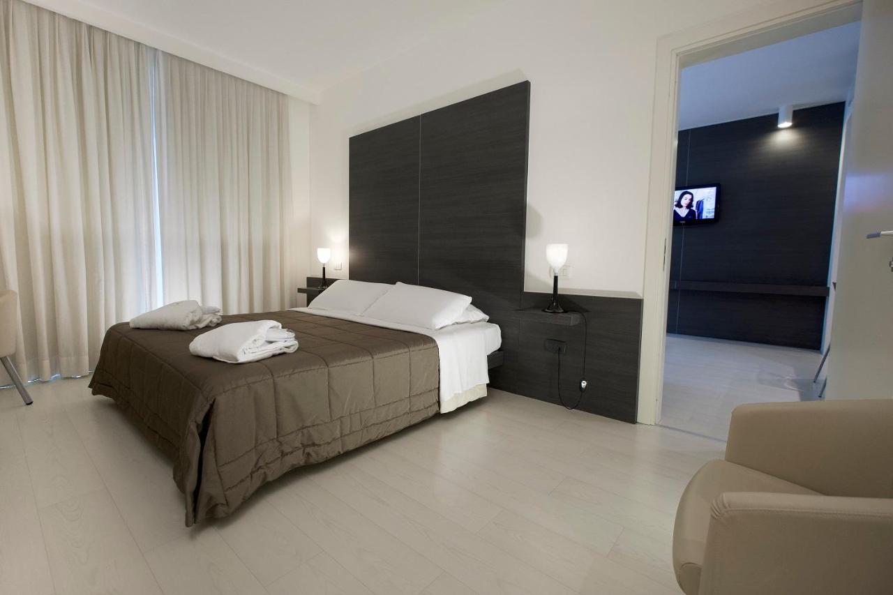 Hotel Horizon มอนเตกรานาโร ภายนอก รูปภาพ