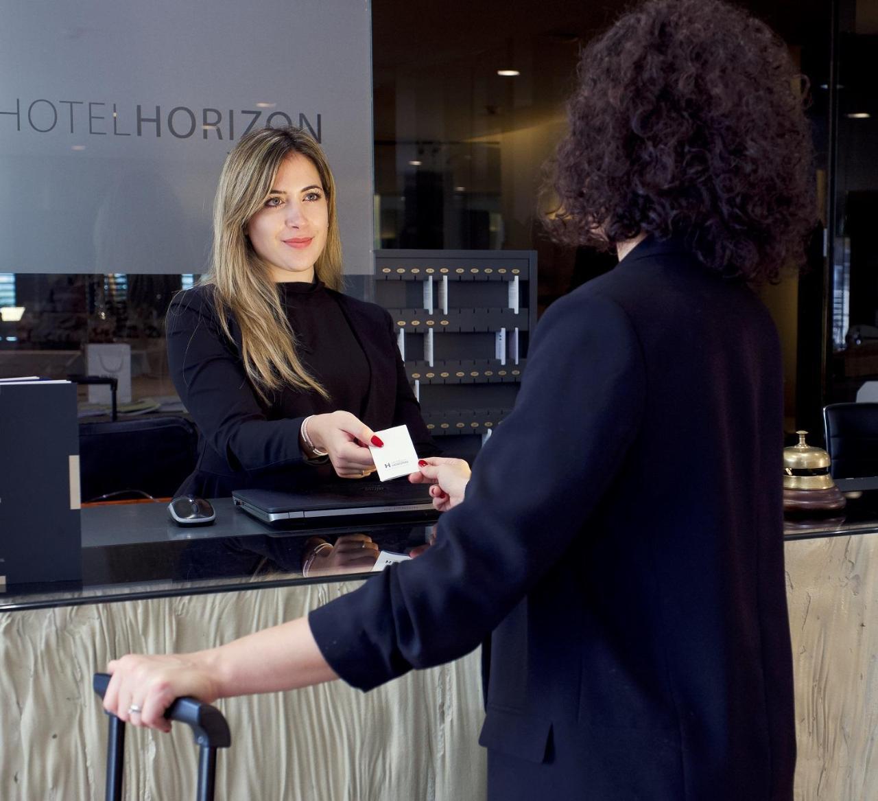 Hotel Horizon มอนเตกรานาโร ภายนอก รูปภาพ