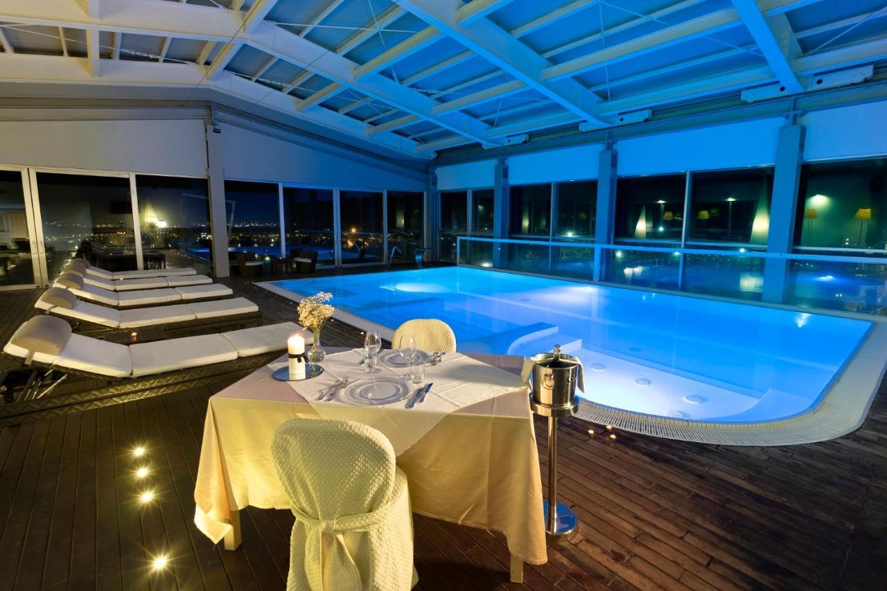Hotel Horizon มอนเตกรานาโร ภายนอก รูปภาพ